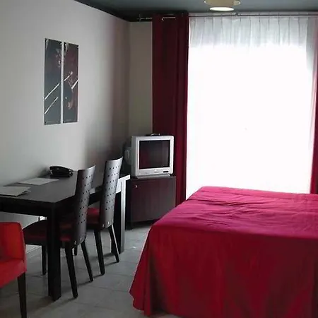Apartamento Le Chateau Des Artistes *